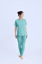 Side Slit T-shirt<br> GREEN